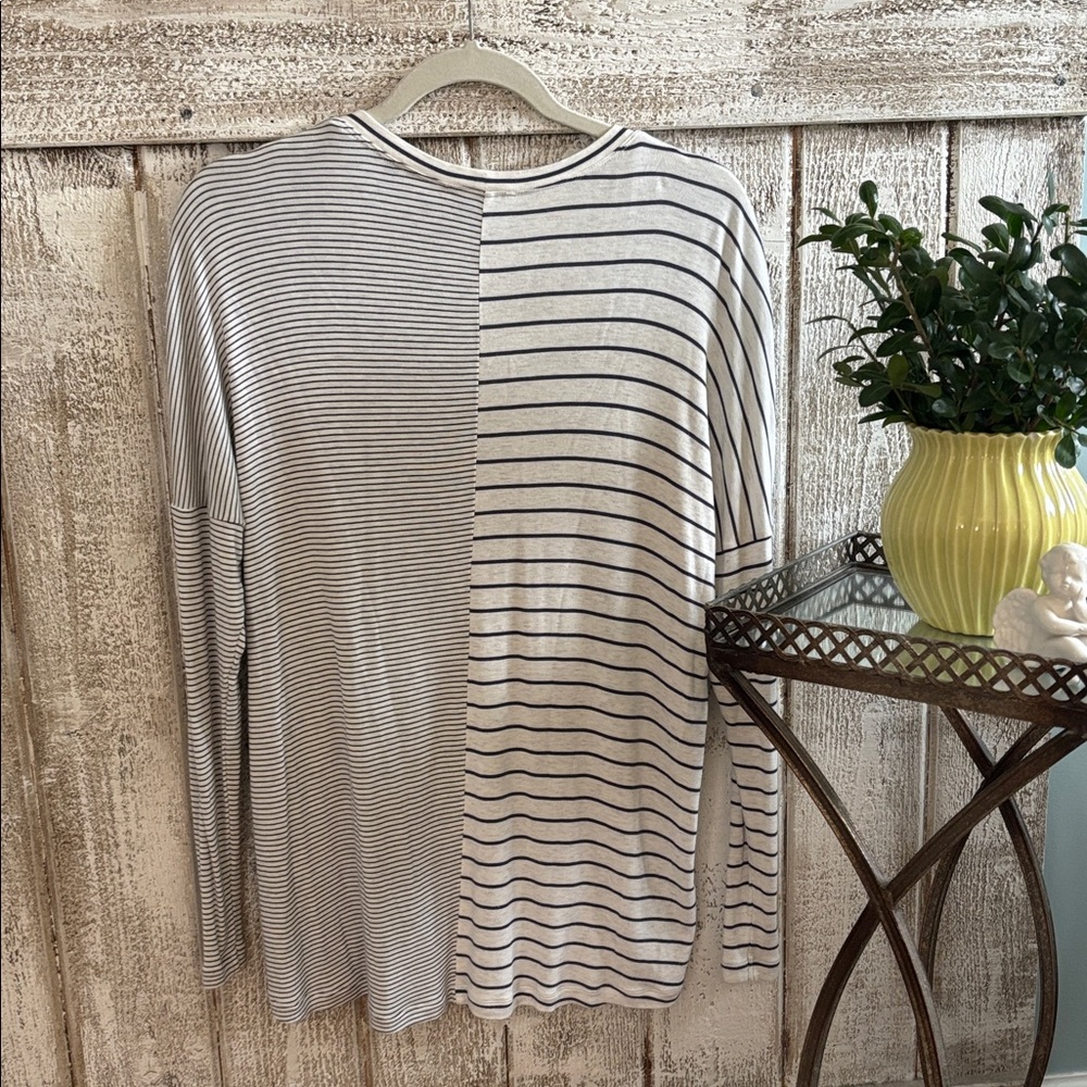 Cabi Pivot Tee - Picture 3 of 7